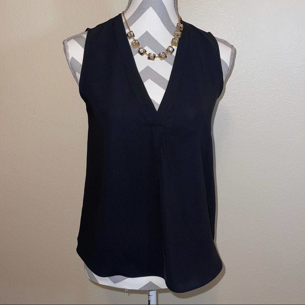 Zara Basic V Neck Black Sleeveless Staple Blouse Extra Small XS